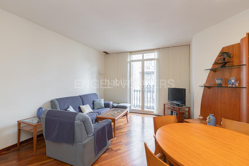 Foto 5629baca-d474-4cd3-bc40-f3bf12f5d08d. Apartment with heating in Gòtic Barcelona