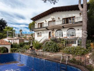 Maison à Montmar. Casa a reformar con impresionantes vistas al mar