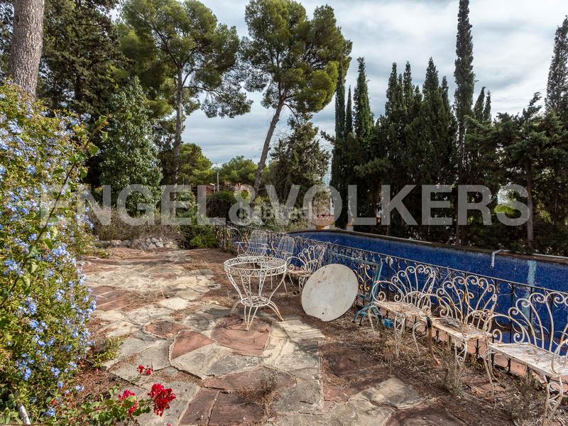 Foto 053ccc1d-bf81-4235-822e-d132668d3726. Terreno residencial inmejorable parcela montemar vistas mar en Castelldefels