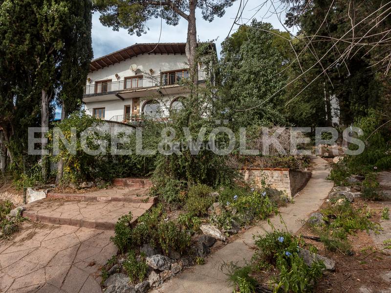 Foto 2897ee90-c842-4540-ac15-d7e82c8c1114. Terreno residencial inmejorable parcela montemar vistas mar en Castelldefels