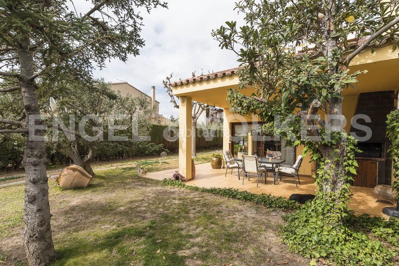 Foto a3bc79d2-392f-45d1-902b-13a2d96e4dd1. Haus mit heizung parking in Pacs del Penedès