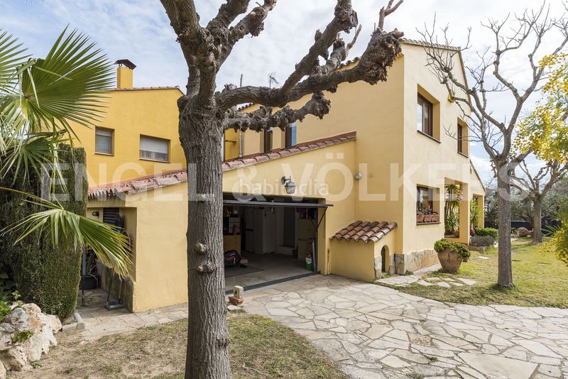 Foto e3c796ab-212b-4541-99c4-d4e6a01a2539. Haus mit heizung parking in Pacs del Penedès