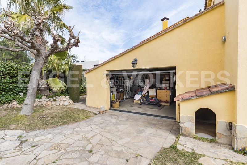 Foto ea66bd20-e896-40ad-a55c-7db82e64146c. Haus mit heizung parking in Pacs del Penedès