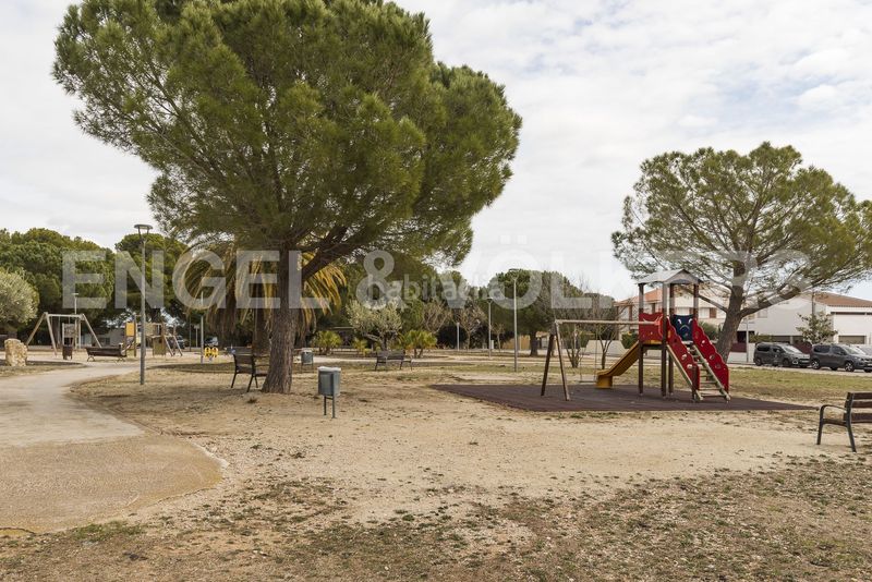 Foto ecd565c8-0232-4200-997d-07f21c7dbfc9. Haus mit heizung parking in Pacs del Penedès