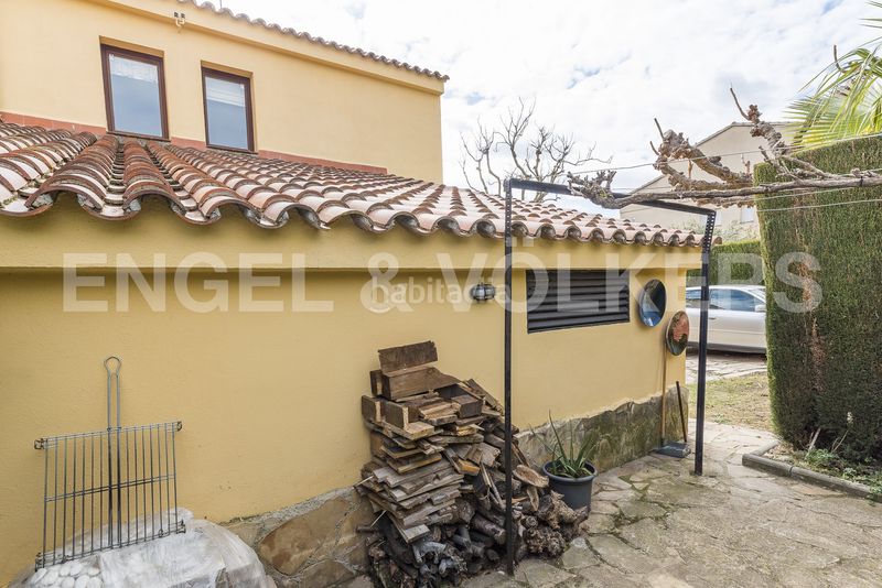 Foto fbb02210-086e-42b7-bdc3-e287ccc9170c. Haus mit heizung parking in Pacs del Penedès