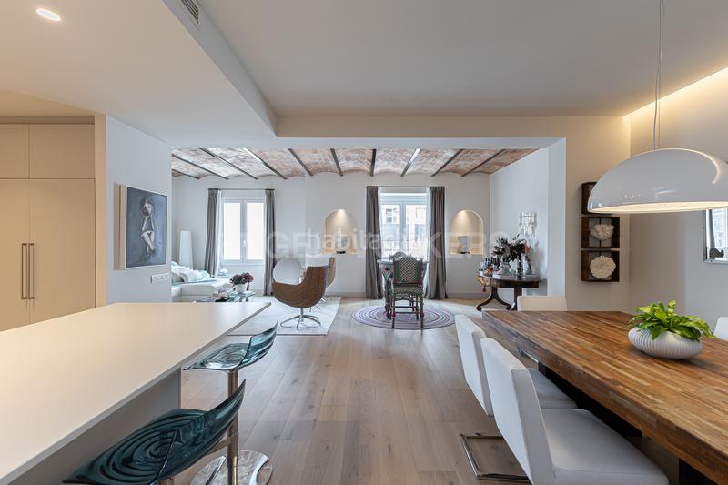 Foto 42cdb76b-4b50-4d7c-ad42-791ae29532d3. Piccolo appartamento con riscaldamento in Sant Gervasi - Galvany Barcelona