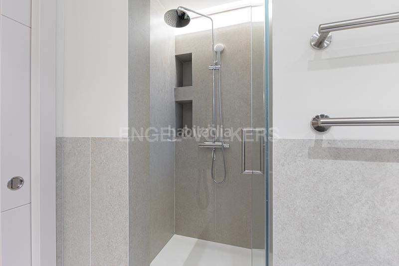 Foto f7b398a3-5dce-4d90-820e-2a44e166ce5c. Piccolo appartamento con riscaldamento in Sant Gervasi - Galvany Barcelona