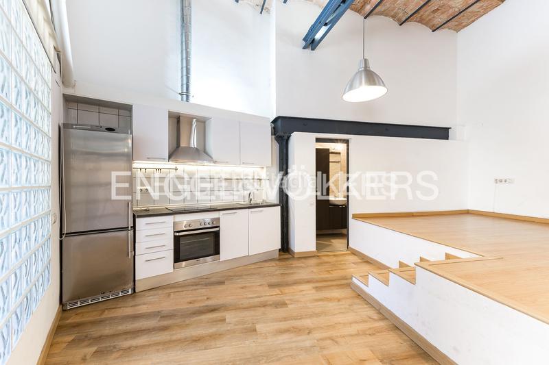 Foto faf53679-fdb2-4ddb-9eed-da3082748586. Loft elegante loft estilo industrial en gracia en Barcelona