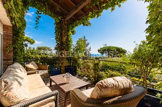 Casa a Cabrils. Lujo y serenidad en cabrils villa con vistas panorámicas al mar