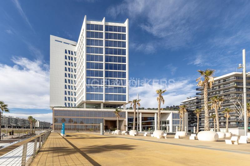 Foto b7c43d8d-409a-43b7-b5da-ab51428d24a7. Appartement avec chauffage parking piscine dans Port Badalona