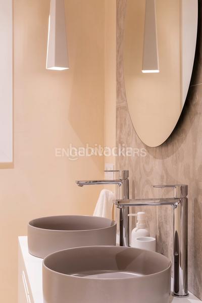 Foto 4e8d5240-22f1-4c5a-b59b-f84b9b4a74a7. Lloguer apartament amb calefacció a Gòtic Barcelona