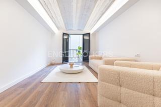 Apartment in Gòtic. Fantástico piso amplio y reformado en centro histórico