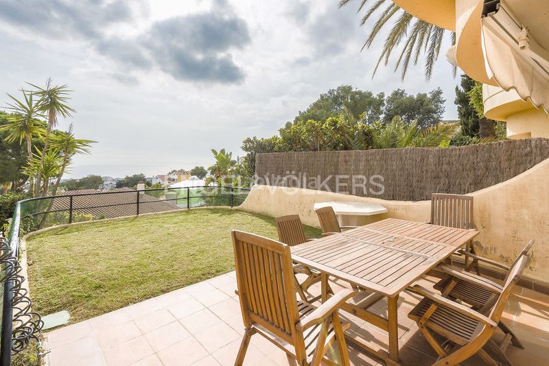 Foto c0737ddb-67c1-431a-8488-04e8f3d35ec6. Casa adossada amb calefacció aparcament piscina a Sitges