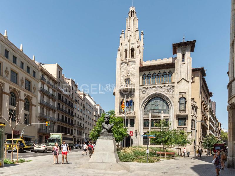 Foto 19f915b0-0bb3-4be7-9841-9cda6a5d4427. Ático  de diseño con vistas panorámicas a en Barcelona
