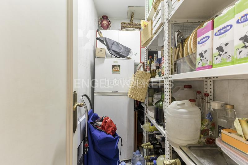 Foto 0a54016b-6d26-4118-b586-58879bf758d0. Casa amb calefacció aparcament a Horta Barcelona