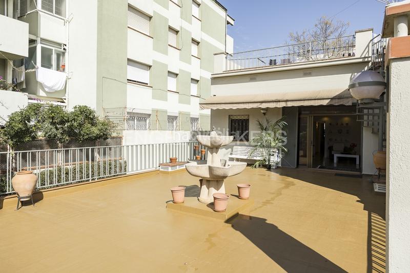 Foto 2c5a4e7a-5c52-47b2-b896-25c3857e0974. Casa amb calefacció aparcament a Horta Barcelona