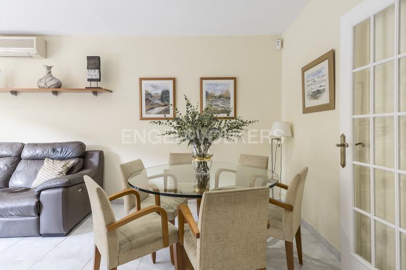 Foto 32931d94-7218-4506-ad1d-dda78c486e63. Casa amb calefacció aparcament a Horta Barcelona