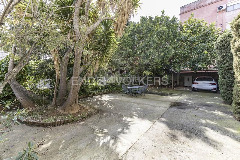 Foto 58e9c273-3de3-4607-961e-64afd20ee17f. Casa amb calefacció aparcament a Horta Barcelona