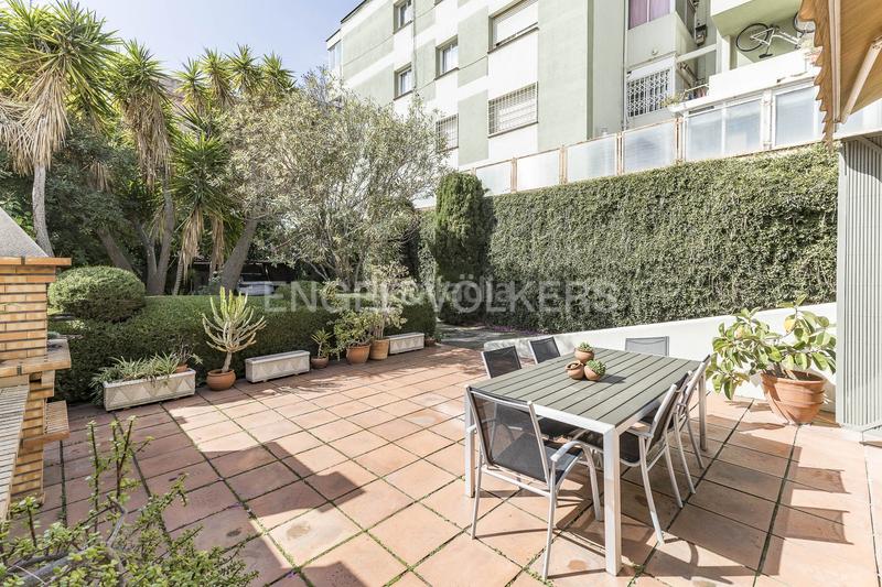 Foto 5d795f59-7306-4f57-bd64-97b1be348a9a. Casa amb calefacció aparcament a Horta Barcelona