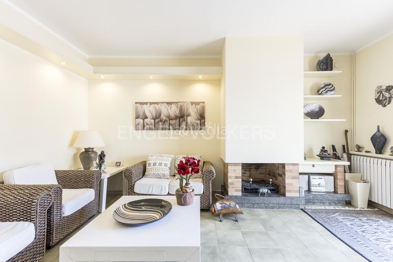 Foto 70dc149c-b0e8-48b8-9955-774af30372bf. Casa amb calefacció aparcament a Horta Barcelona