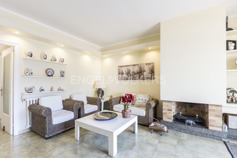 Foto fcd7f4c1-a3d7-4d5f-bdef-520e030ef61a. Casa amb calefacció aparcament a Horta Barcelona