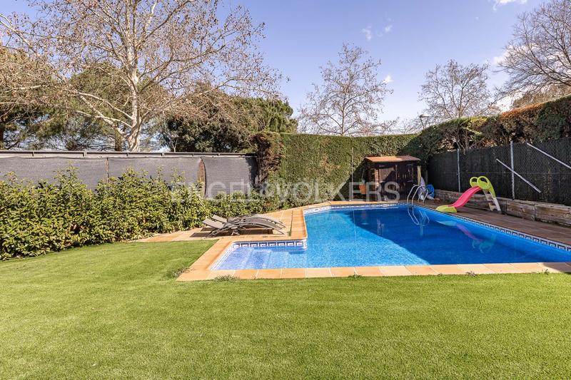 Foto 2740b488-81ef-4eed-b3b5-e5d01d101f05. Casa con riscaldamento parcheggio piscina in Mira-sol Sant Cugat del Vallès