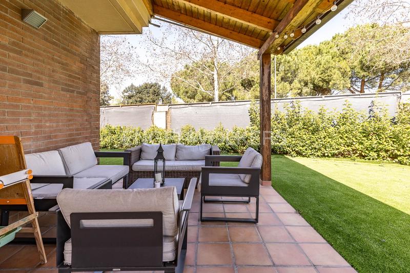 Foto 579382a2-2e22-4b5f-9342-caf5ad65b987. Casa con riscaldamento parcheggio piscina in Mira-sol Sant Cugat del Vallès