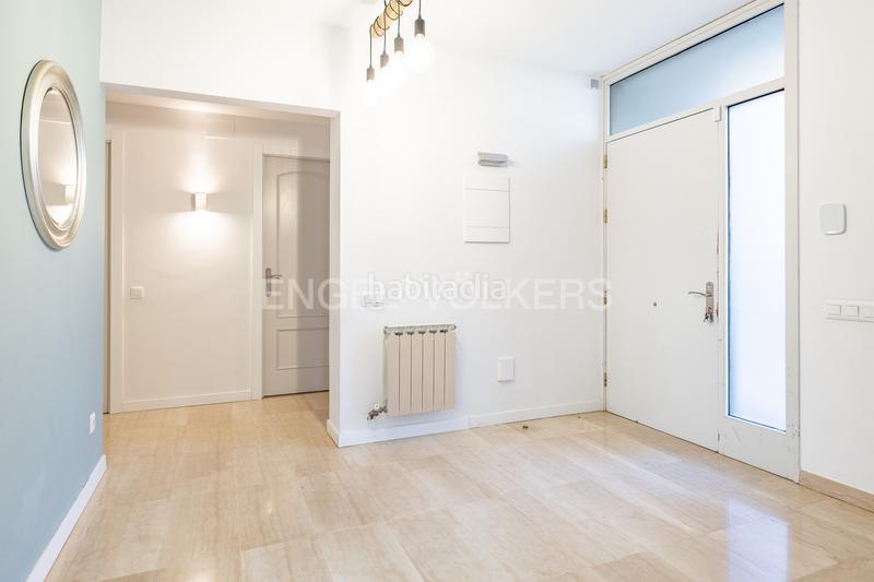 Foto bef34194-1202-4601-83c4-cbbedcf53105. Casa con riscaldamento parcheggio piscina in Mira-sol Sant Cugat del Vallès