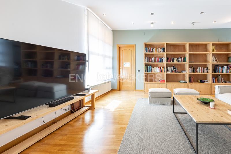Foto d6a14faf-4633-4c81-98e2-3490d8fd8863. Casa con riscaldamento parcheggio piscina in Mira-sol Sant Cugat del Vallès