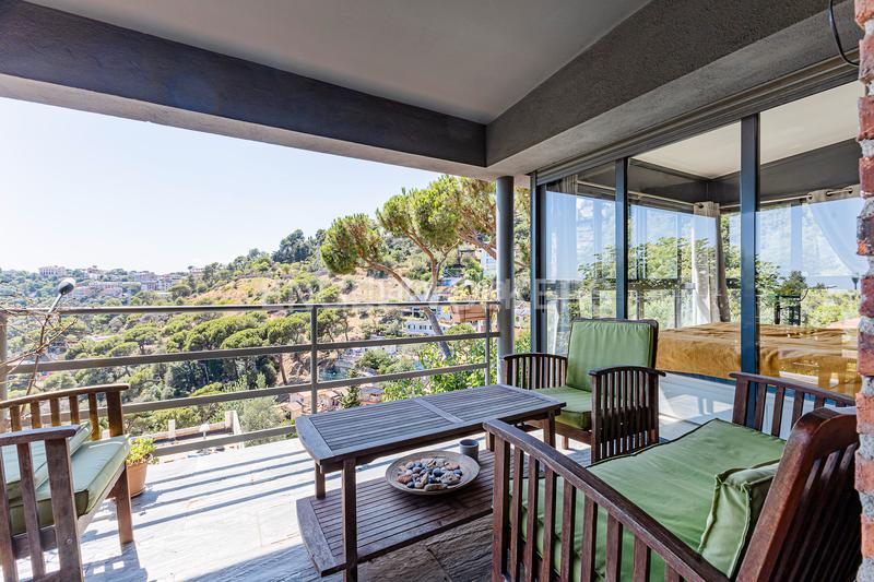 Foto 086a9a49-d361-4d39-b11f-60b397398ca7. Casa espectacular casa unifamilar con vistas panorámicas en sarriávallvidrera en Barcelona