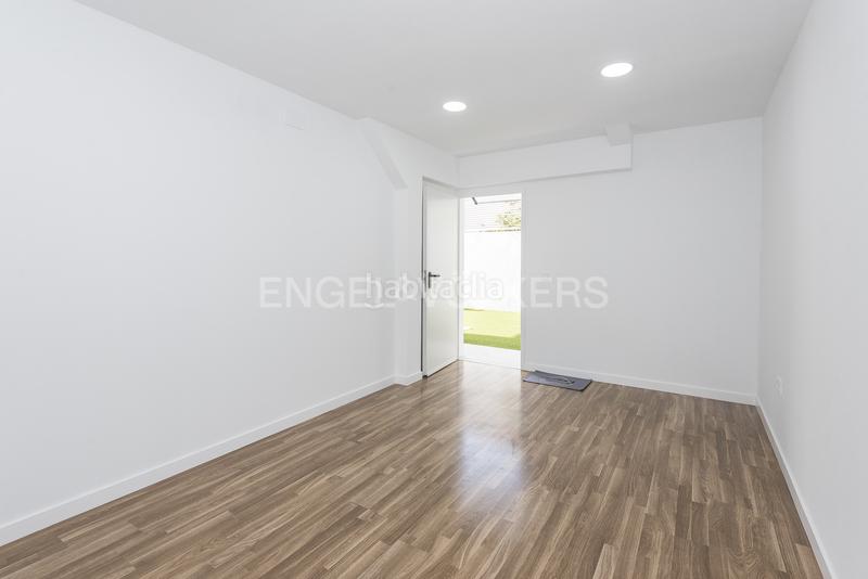 Foto 1de072bd-95b9-414b-8a48-8ebc8e8590fa. Casa amb calefacció aparcament piscina a Cunit residencial Cunit
