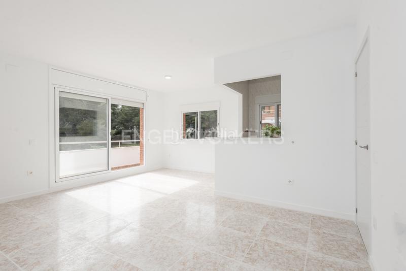 Foto 322ada12-0420-435e-b0c8-b8a79cc7bab3. Casa amb calefacció aparcament piscina a Cunit residencial Cunit