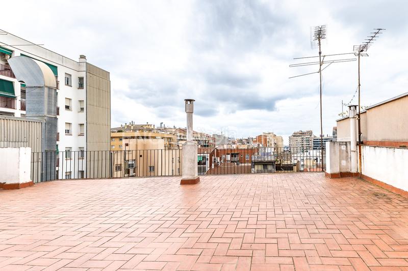 Foto f3c97b4f-dc0e-493a-afbe-a2c4d01abd2a. Apartament amb calefacció a Sant Andreu de Palomar Barcelona