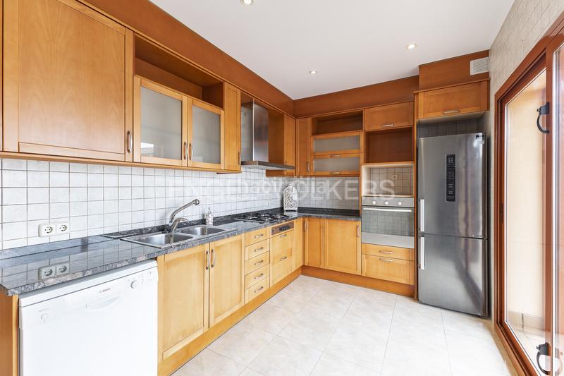 Foto 0661c67f-4e06-45c1-a315-c89d5e875345. Location appartement avec chauffage parking dans Caldes d´Estrac