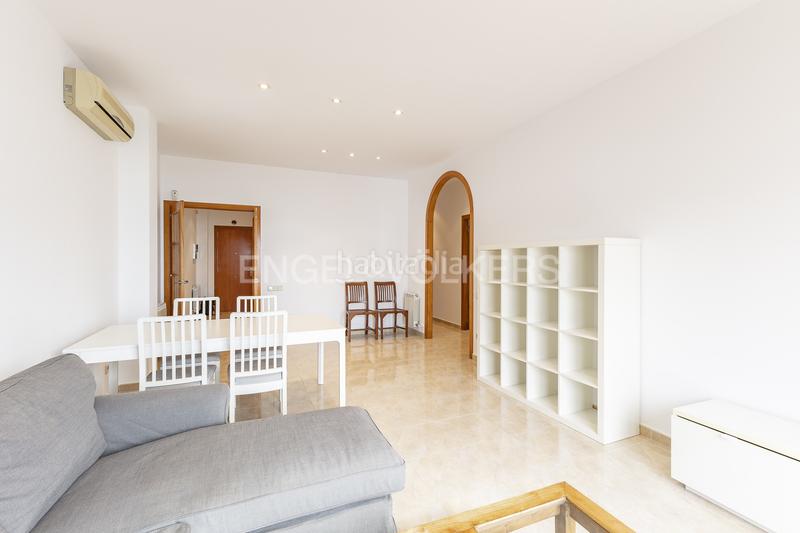 Foto 72a1b516-6e2f-4554-b850-53f40b18c5ea. Location appartement avec chauffage parking dans Caldes d´Estrac