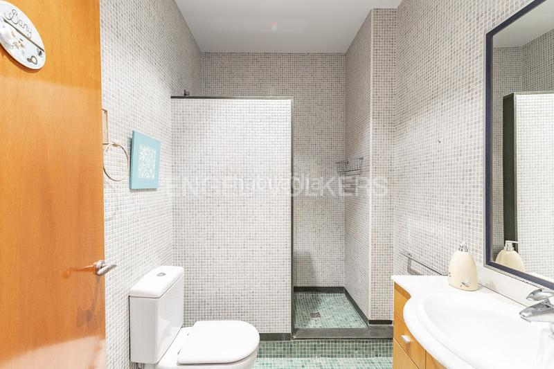 Foto 86e341c0-aa2a-46a0-9742-f966c37df26d. Location appartement avec chauffage parking dans Caldes d´Estrac