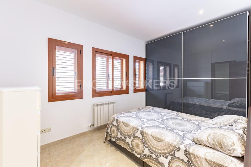 Foto 938e3f5e-5408-4290-8f0c-c32ab9e0b8a6. Location appartement avec chauffage parking dans Caldes d´Estrac