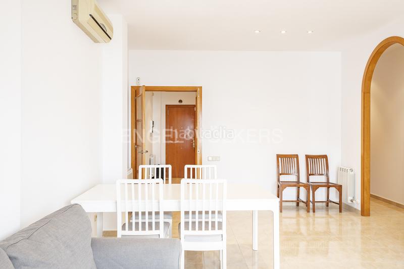 Foto 9676278c-a0f2-4a2e-967d-24edbbf11b77. Location appartement avec chauffage parking dans Caldes d´Estrac