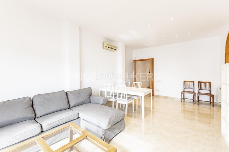 Foto d3fb0631-21a1-4786-b2ac-182ef1d9e876. Location appartement avec chauffage parking dans Caldes d´Estrac