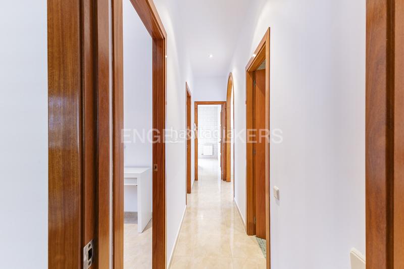 Foto f60f5675-c777-40b8-8998-3799121d9631. Location appartement avec chauffage parking dans Caldes d´Estrac