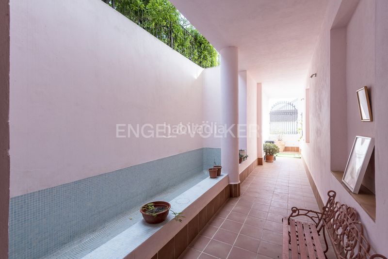 Foto 267f2fa5-bfdf-4f0d-9d0f-8ac6669f808f. Alquiler casa espaciosa villa soleada con piscina, vistas panorámicas y licencia turística en Olivella