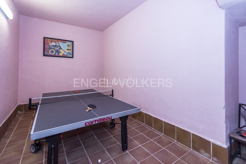 Foto 7bc96e47-6e6b-4f16-a9bb-787d2a5e74da. Alquiler casa espaciosa villa soleada con piscina, vistas panorámicas y licencia turística en Olivella