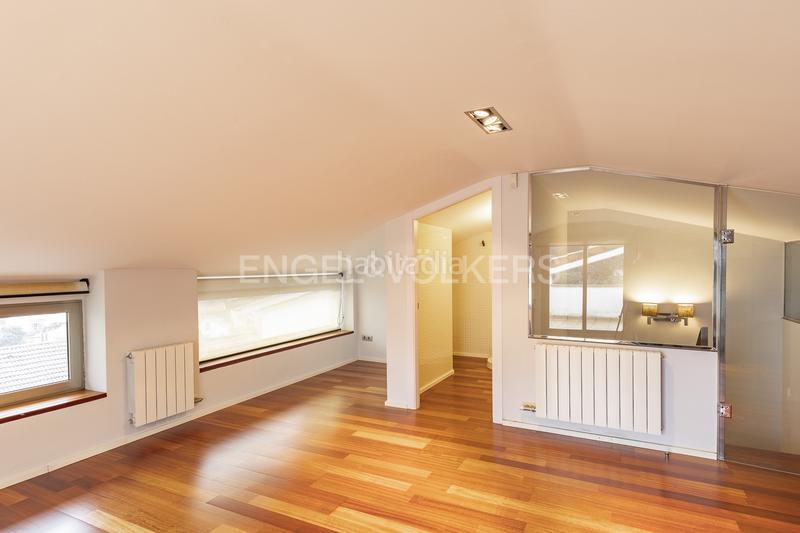 Foto 0d855afd-a07e-4ae7-aa35-9c8d8ae14242. Casa adossada amb calefacció aparcament a Centre Sant Andreu de Llavaneres