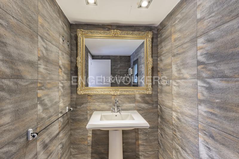 Foto 3cb1772d-5fee-407e-967c-5144134b6fdb. Casa adossada amb calefacció aparcament a Centre Sant Andreu de Llavaneres