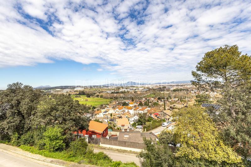 Foto 1c7025ec-6c9b-4c8f-a9a3-3d3bc5350c94. Casa con riscaldamento parcheggio in Montflorit Cerdanyola del Vallès