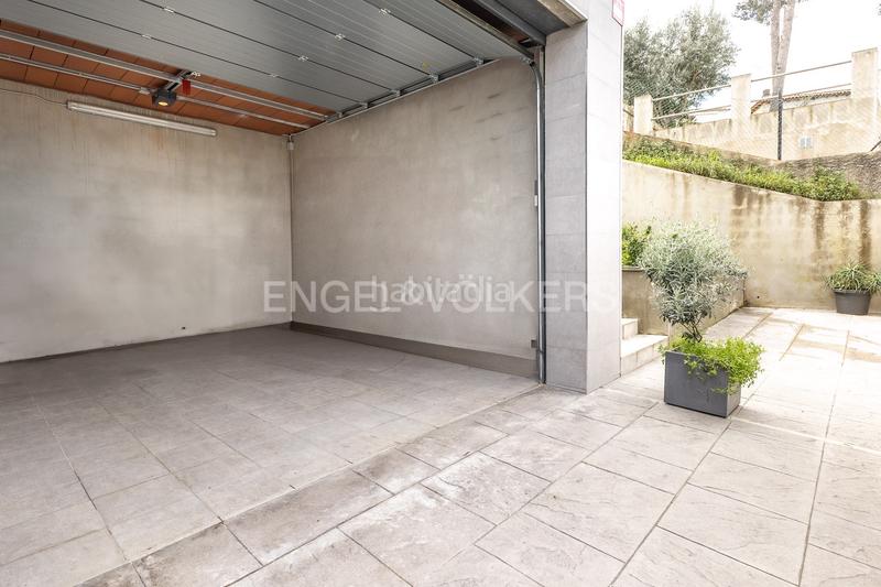 Foto 35f42585-079f-4f86-ace8-d158036c814c. Casa con riscaldamento parcheggio in Montflorit Cerdanyola del Vallès