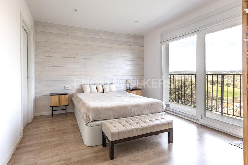 Foto b82e72c7-29cc-4c43-94e7-1faad2489d5e. Casa con riscaldamento parcheggio in Montflorit Cerdanyola del Vallès