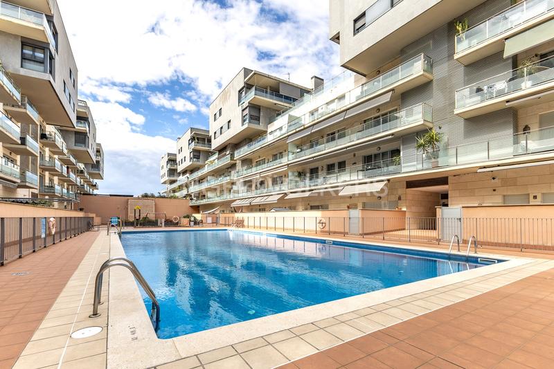 Foto 5c3189a6-d281-4a06-9fca-c77fea9a81da. Dachwohnung mit heizung parking pool in Port Badalona