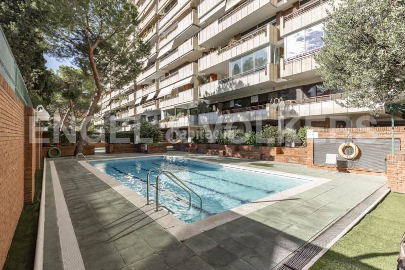 Foto 36ef5cbb-842f-430c-86c9-9e0f5df07e1f. Piccolo appartamento con riscaldamento parcheggio piscina in Barcelona