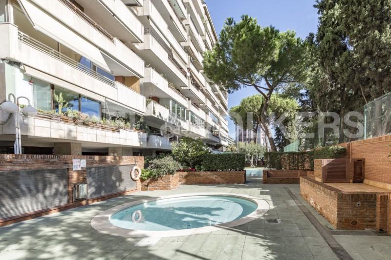 Foto 3fd85082-6822-4748-b88f-53680615c279. Piccolo appartamento con riscaldamento parcheggio piscina in Barcelona